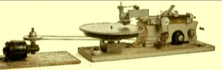 Les Paul's first built disc-cutting lathe